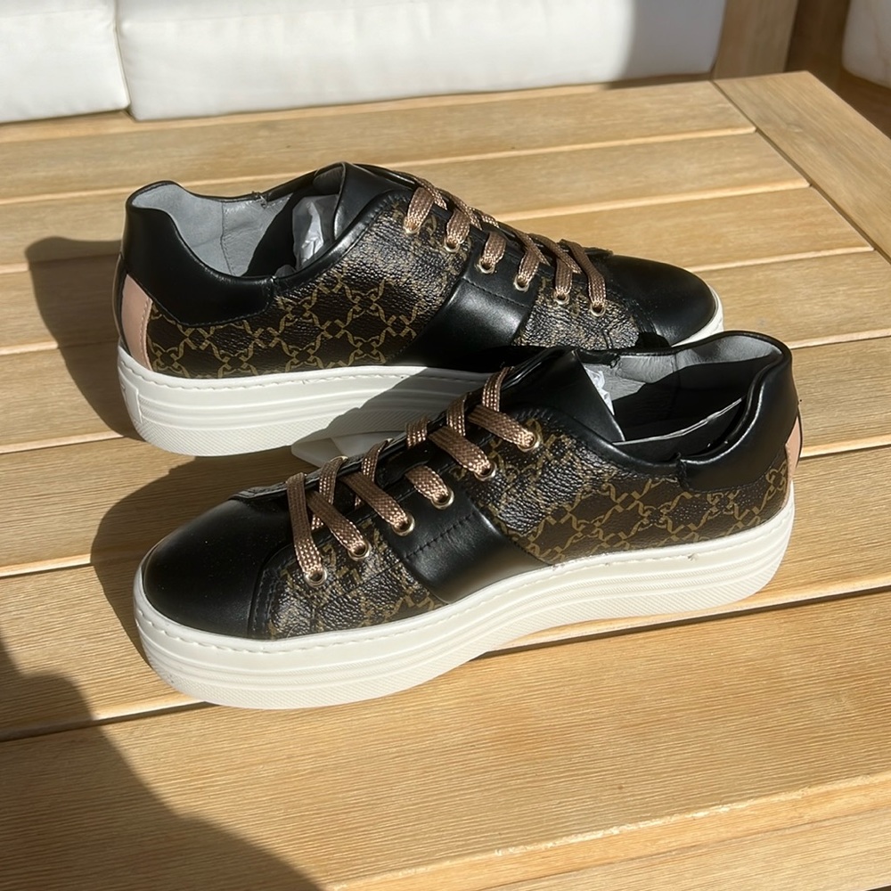 Nero Giardini logo platform sneaker